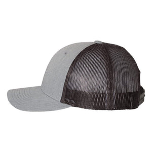 side view of Richardson Lowpro 115 heather gray and black mesh trucker hat