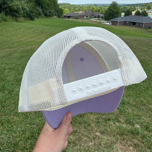 Back view of snapback closure.